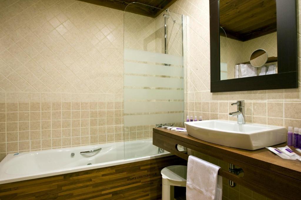 Apartaments Els Llacs Bordes d'Envalira Стая снимка