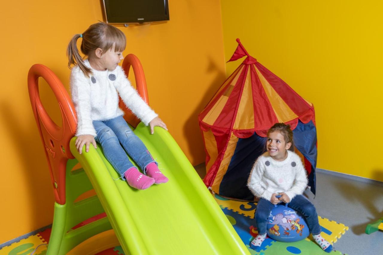 Apartaments Els Llacs Bordes d'Envalira Екстериор снимка